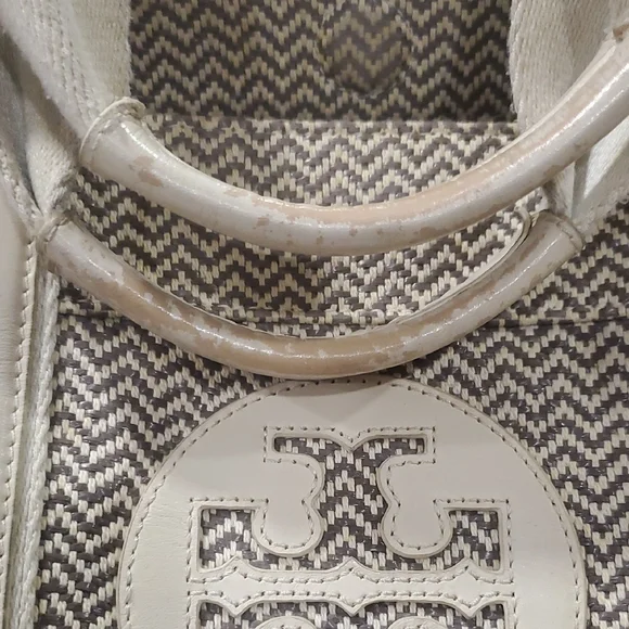Tory Burch Brown and Cream Chevron Tote - Picture 6 of 15